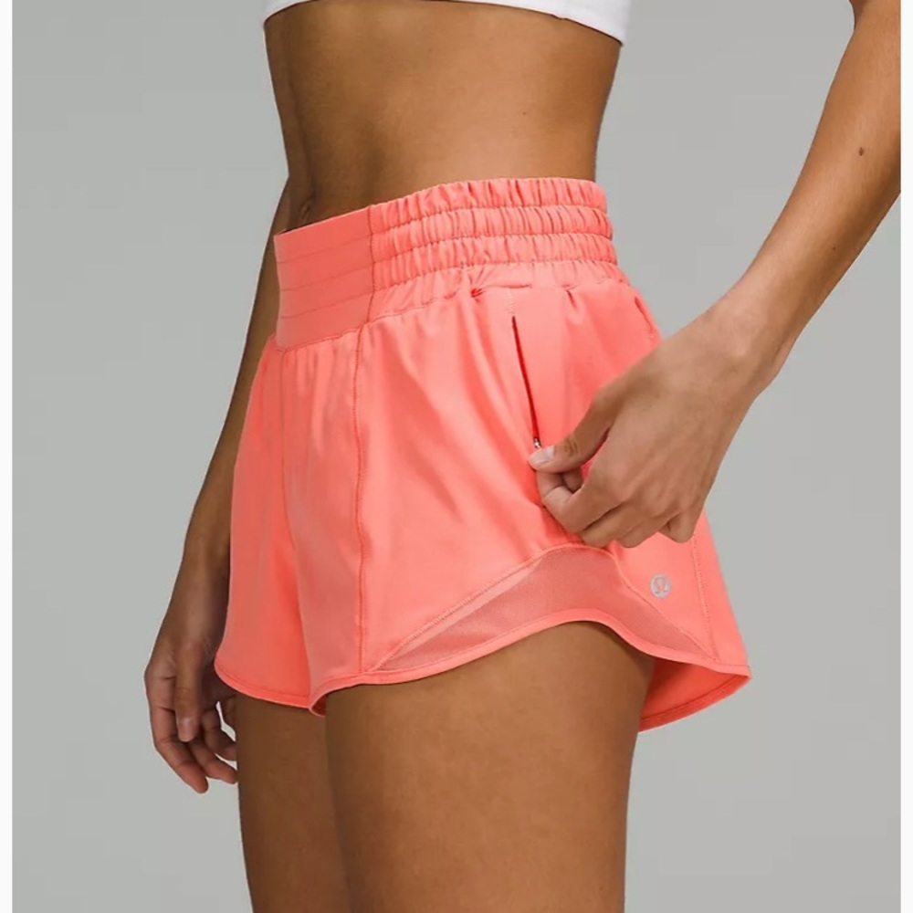 Lululemon high rise hotty hot shorts